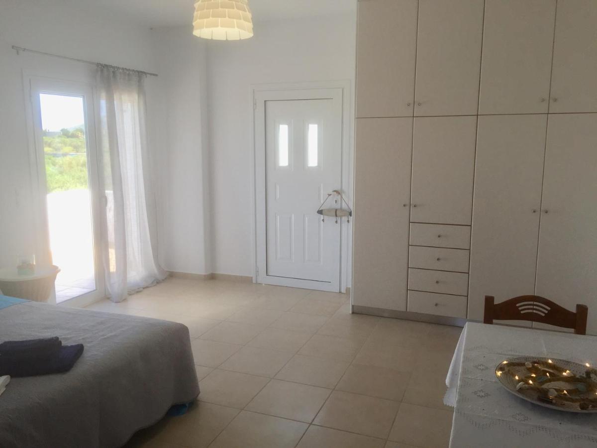 Rizes Elias Studio With Sea View Isterni  Екстериор снимка